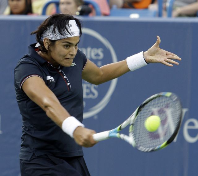 Ανέβηκε μια θέση ο Μάρκος, «ελεύθερη πτώση» η Λένα